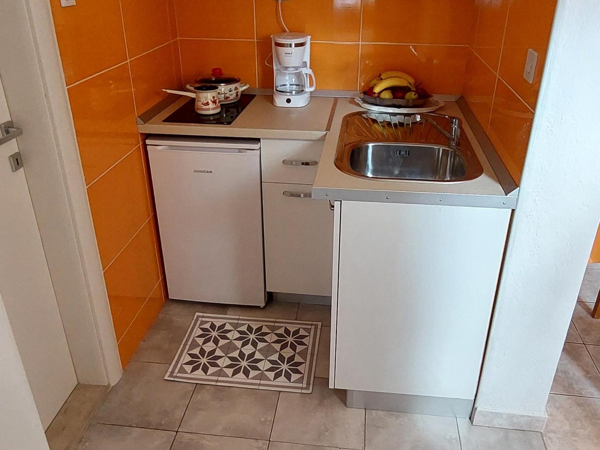 Apartmani Sonja Makarska Exterior photo