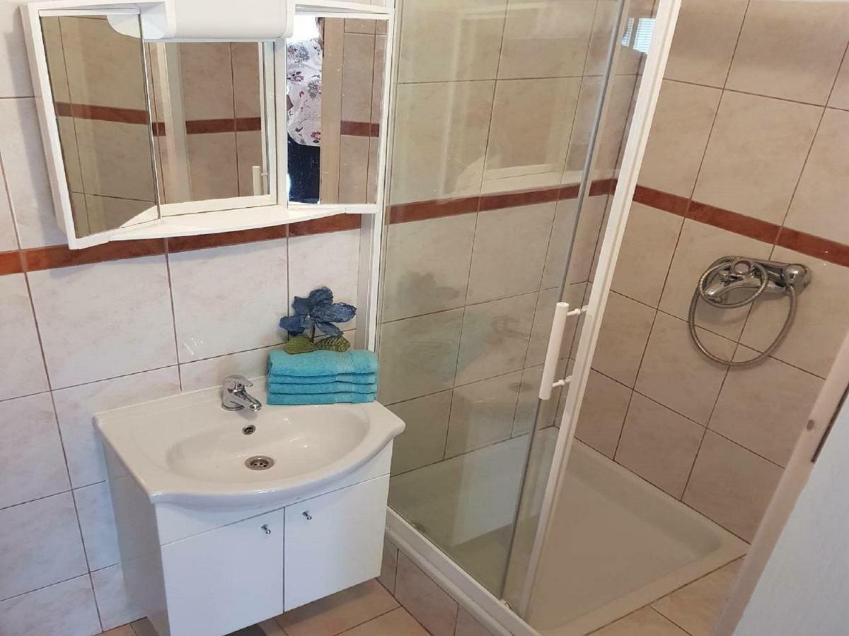 Apartmani Sonja Makarska Exterior photo