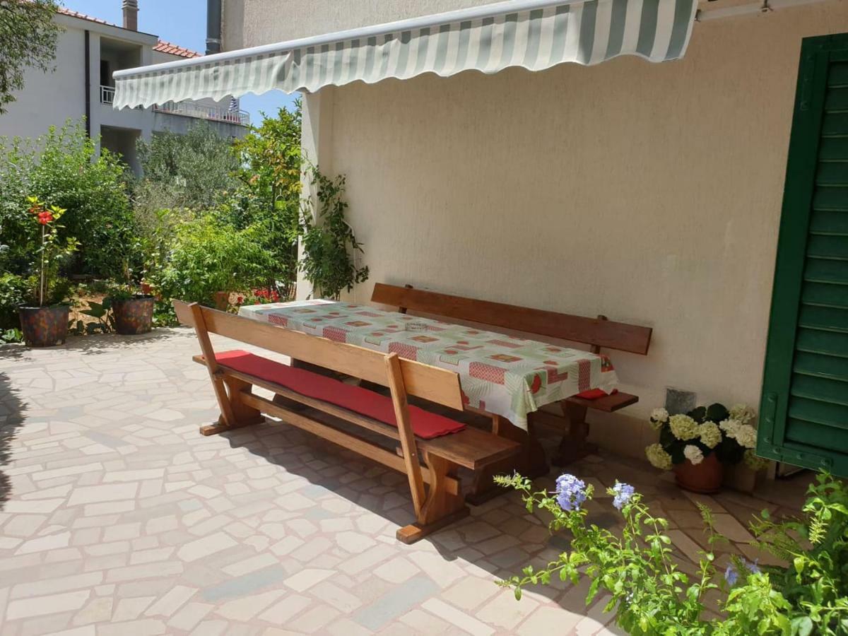 Apartmani Sonja Makarska Exterior photo